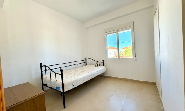 Resale - Apartment / flat - Denia - Les Marines - Las Marinas