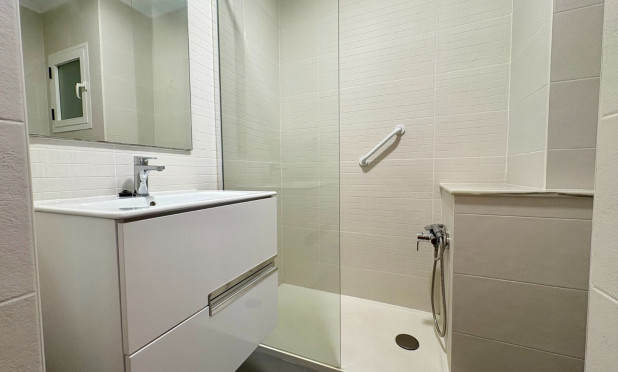 Resale - Apartment / flat - Denia - Les Marines - Las Marinas