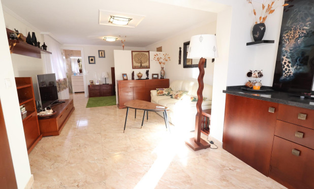 Resale - Villa - Torrevieja - Los Balcones