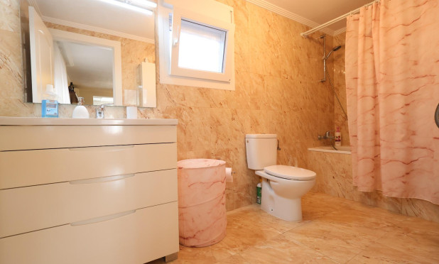 Resale - Villa - Torrevieja - Los Balcones