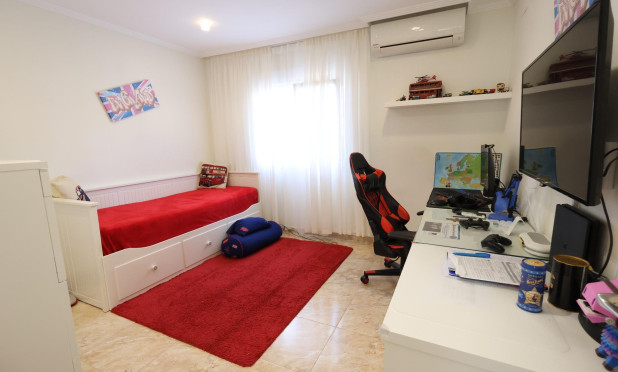 Resale - Villa - Torrevieja - Los Balcones