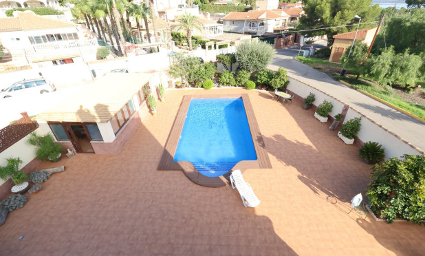 Resale - Villa - Torrevieja - Los Balcones