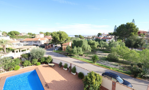 Resale - Villa - Torrevieja - Los Balcones
