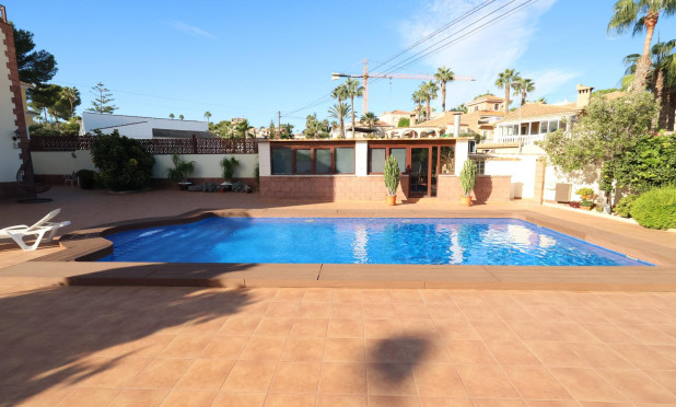 Resale - Villa - Torrevieja - Los Balcones