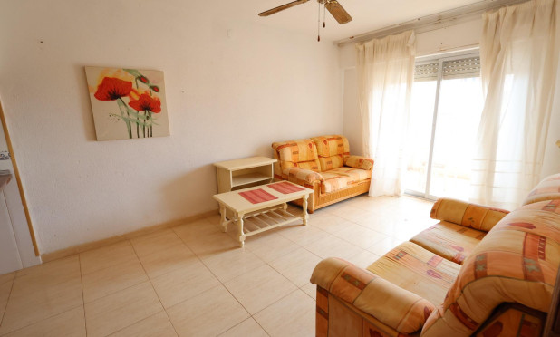 Resale - Apartment / flat - Torrevieja - Punta Prima