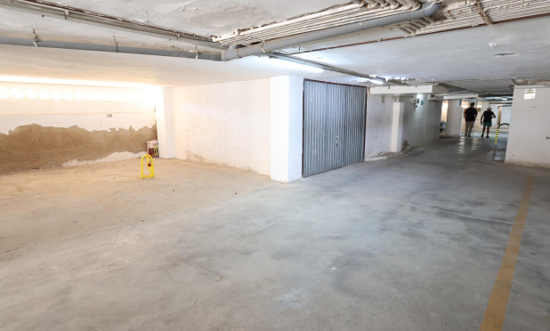 Resale - Apartment / flat - Torrevieja - Punta Prima