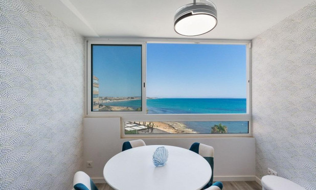 Resale - Apartment / flat - Torrevieja - Cabo Cervera