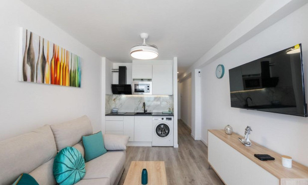 Resale - Apartment / flat - Torrevieja - Cabo Cervera