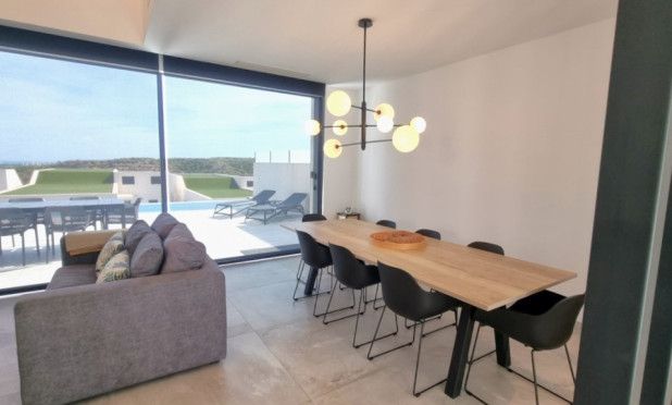 Resale - Villa - Rojales