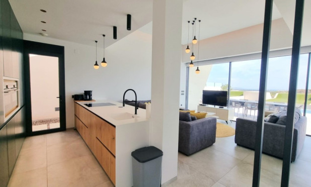 Resale - Villa - Rojales