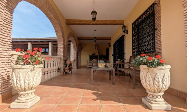 Resale - Villa - Bigastro