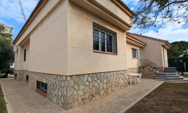 Wiederverkauf - Villa - Mil Palmeras