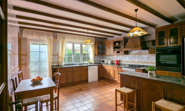 Wiederverkauf - Villa - Mil Palmeras