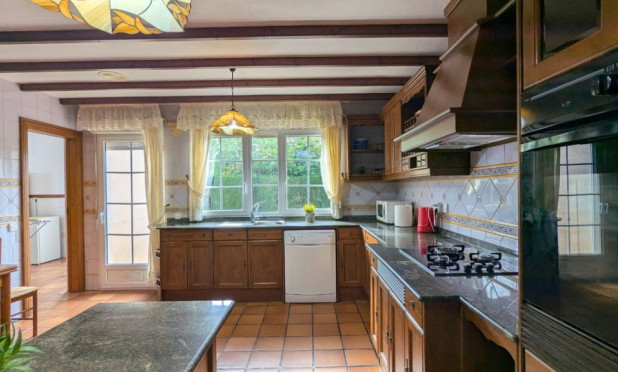 Wiederverkauf - Villa - Mil Palmeras