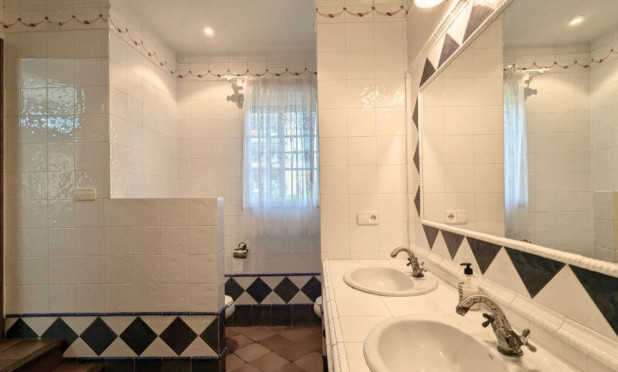 Wiederverkauf - Villa - Mil Palmeras