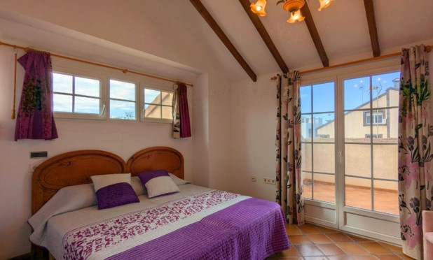 Wiederverkauf - Villa - Mil Palmeras