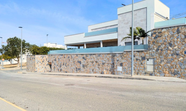 Odsprzedaż - Villa - Benijofar