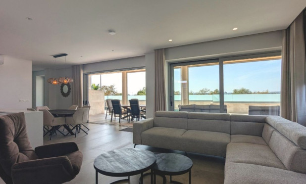 Odsprzedaż - Villa - Benijofar