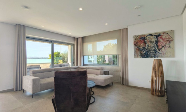 Odsprzedaż - Villa - Benijofar