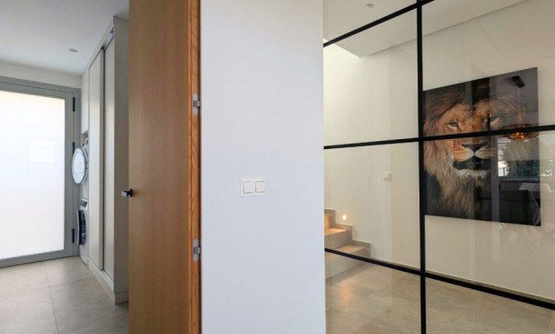 Odsprzedaż - Villa - Benijofar