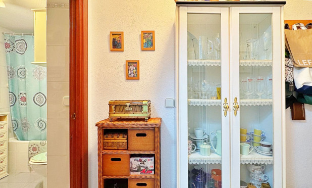 Resale - Apartment / flat - Torrevieja - Rocio del Mar