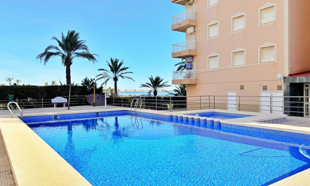 Resale - Apartment / flat - Torrevieja - Rocio del Mar