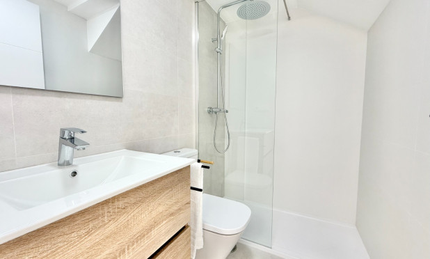 Nowy budynek - Kamienica - Cox