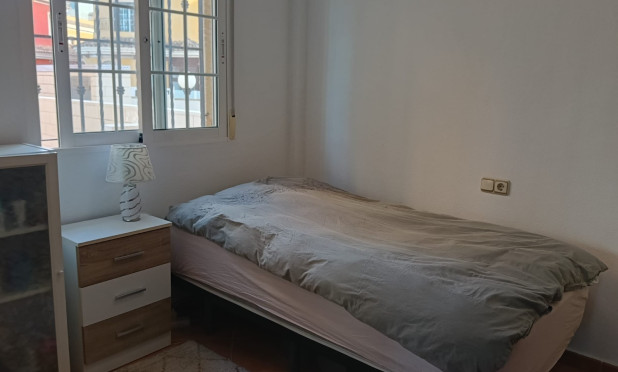 Resale - Villa - Los Montesinos - La Herrada