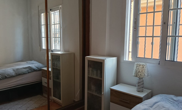 Resale - Villa - Los Montesinos - La Herrada