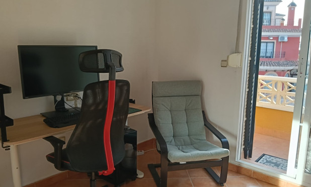 Resale - Villa - Los Montesinos - La Herrada