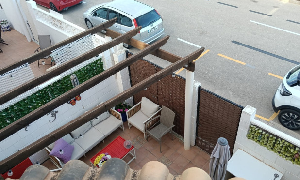 Resale - Villa - Los Montesinos - La Herrada