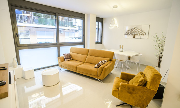 Odsprzedaż - Mieszkanie w bloku - Torrevieja - torrevieja