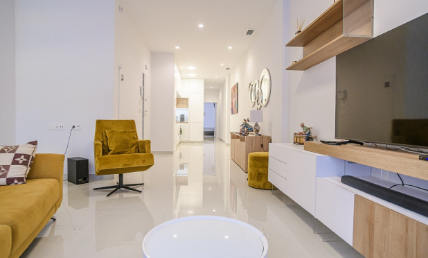 Odsprzedaż - Mieszkanie w bloku - Torrevieja - torrevieja