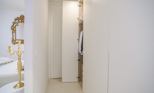 Odsprzedaż - Mieszkanie w bloku - Torrevieja - torrevieja