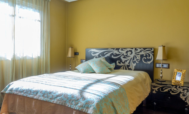 Resale - Apartment / flat - Torrevieja - torrevieja