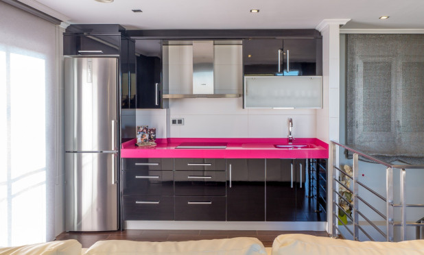 Resale - Apartment / flat - Torrevieja - torrevieja