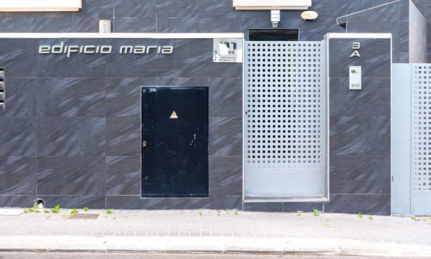 Resale - Apartment / flat - Torrevieja - torrevieja