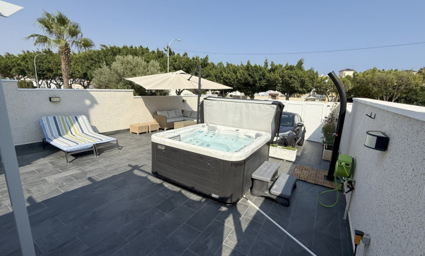 Resale - Townhouse - Orihuela Costa - La Zenia