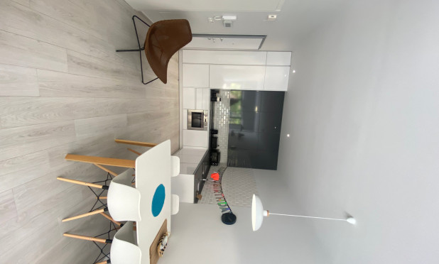 Resale - Apartment / flat - Orihuela Costa - Villamartín