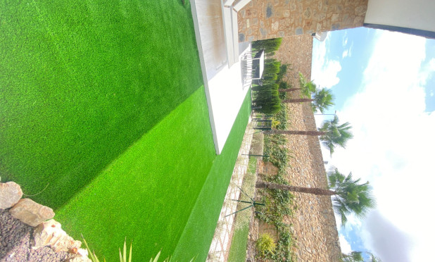 Resale - Apartment / flat - Orihuela Costa - Villamartín