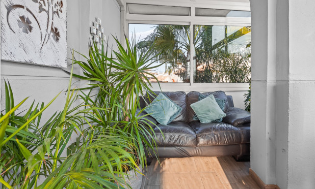 Resale - Villa - Orihuela Costa - Playa Flamenca