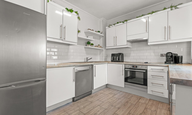 Resale - Villa - Orihuela Costa - Playa Flamenca