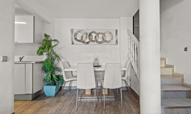 Resale - Villa - Orihuela Costa - Playa Flamenca