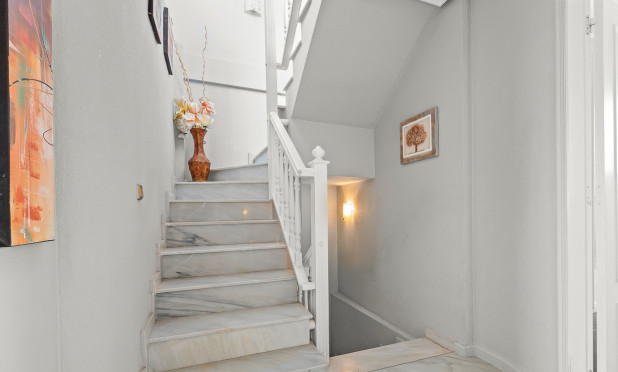 Resale - Villa - Orihuela Costa - Playa Flamenca