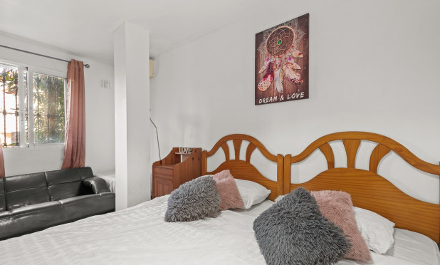 Resale - Villa - Orihuela Costa - Playa Flamenca