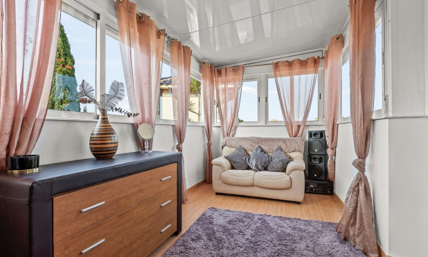 Resale - Villa - Orihuela Costa - Playa Flamenca