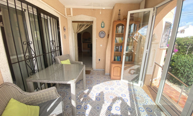 Odsprzedaż - Villa - Ciudad Quesada