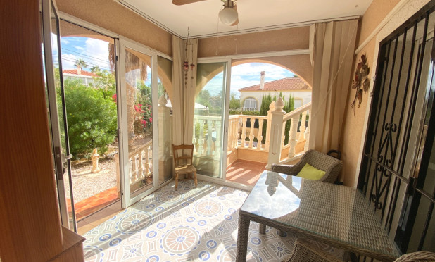 Odsprzedaż - Villa - Ciudad Quesada