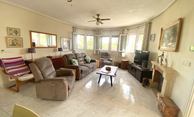 Odsprzedaż - Villa - Ciudad Quesada