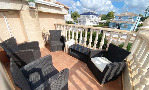 Odsprzedaż - Villa - Ciudad Quesada